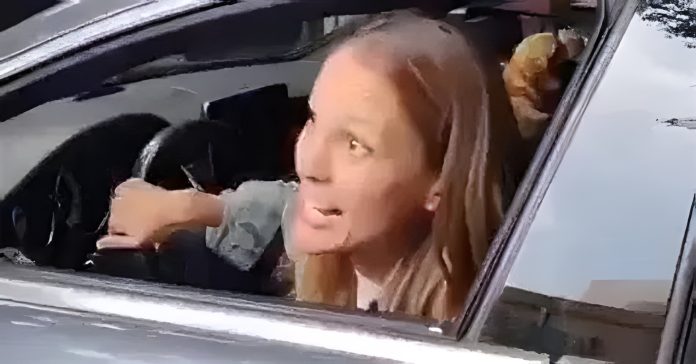 Vinculan a proceso a Lady Racista por discriminación contra un policía en la ciudad de méxico