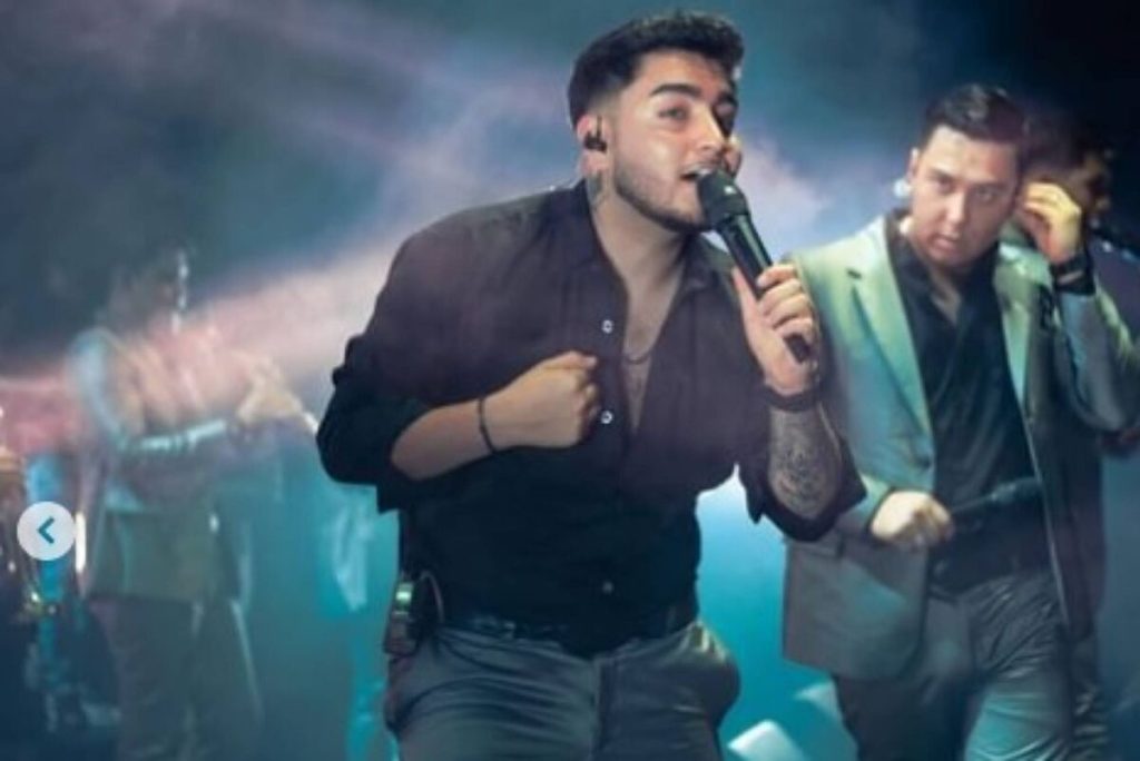 La Arrolladora Banda el Limón: Julio Haro canta a sus fans tras agotar boletos