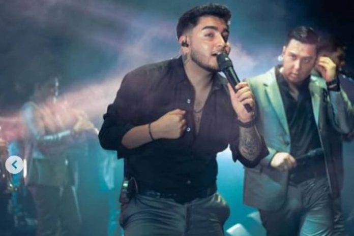 La Arrolladora Banda el Limón: Julio Haro canta a sus fans tras agotar boletos