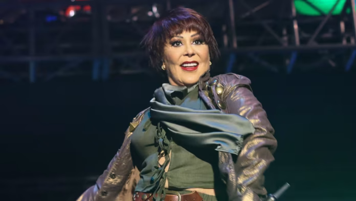Alejandra Guzmán, "la reina del rock", hospitalizada de emergencia por una hernia