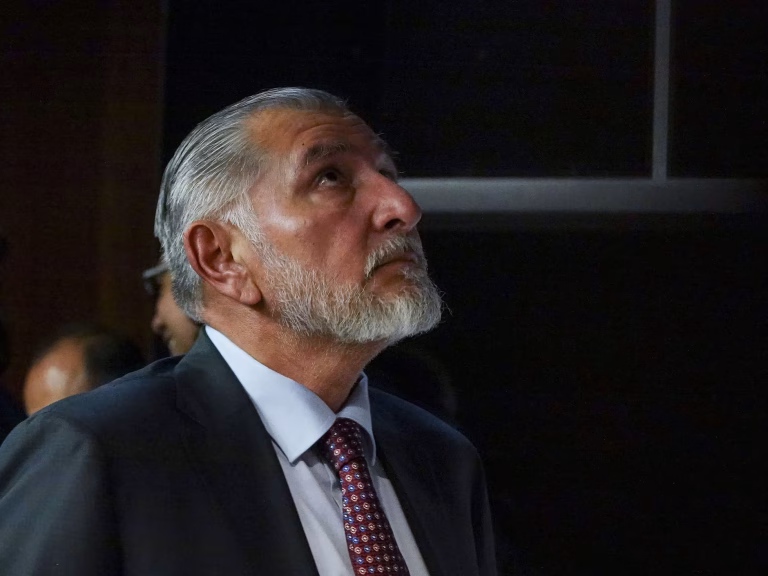 Adán Augusto López: firme defensa ante acusaciones de narcotráfico