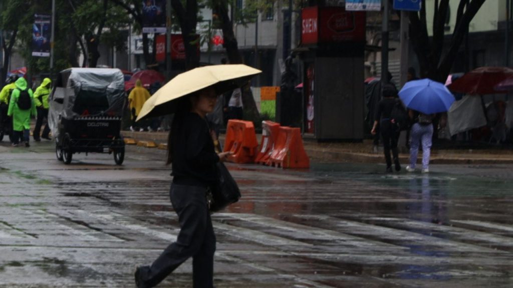 Alerta por lluvias intensas en CDMX: Conagua pronostica granizo y encharcamientos