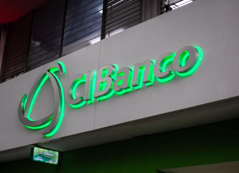 Avanza la venta de operaciones de CIBanco e Intercam tras acusaciones de Estados Unidos