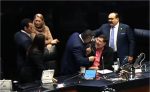 Captan a Alito Moreno agrediendo a Noroña y periodista en el Congreso
