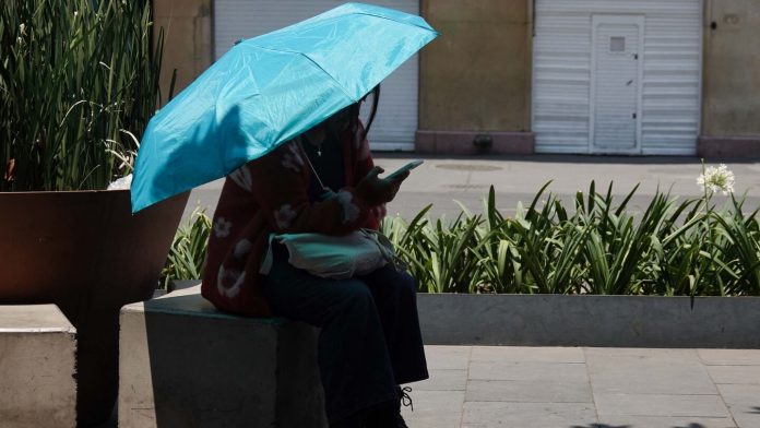 Chihuahua se derrite: Altas temperaturas de 45 grados y vientos fuertes