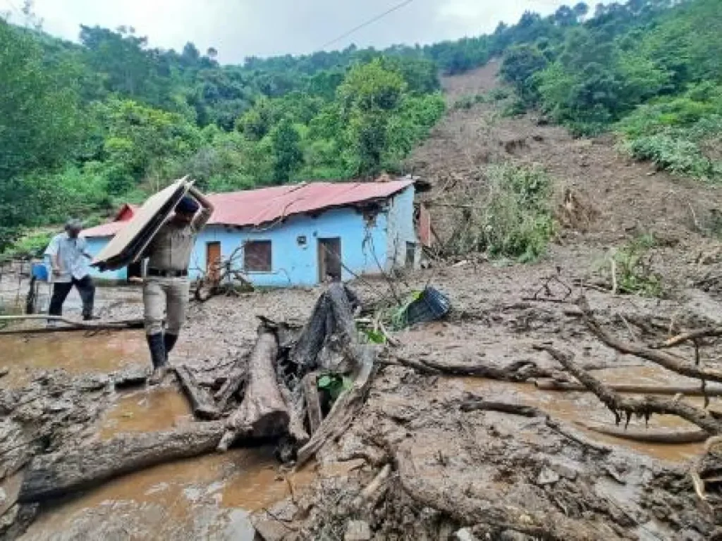 Deslave devastador en Uttarkashi, India: cuatro muertos y daños significativos