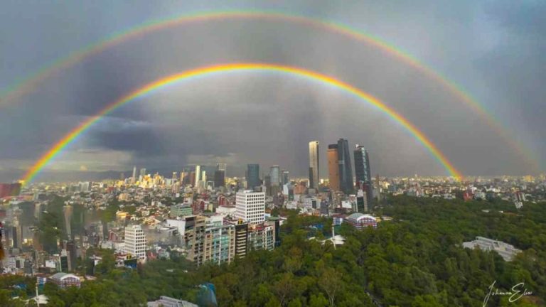 Doble arcoíris sorprende a México: Captan el fenómeno en CDMX y Campeche