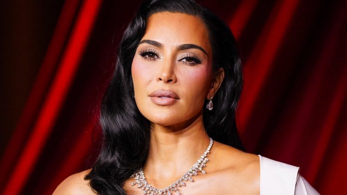 El controvertido tratamiento de Kim Kardashian con células madre en México El controvertido tratamiento de Kim Kardashian con células madre en México