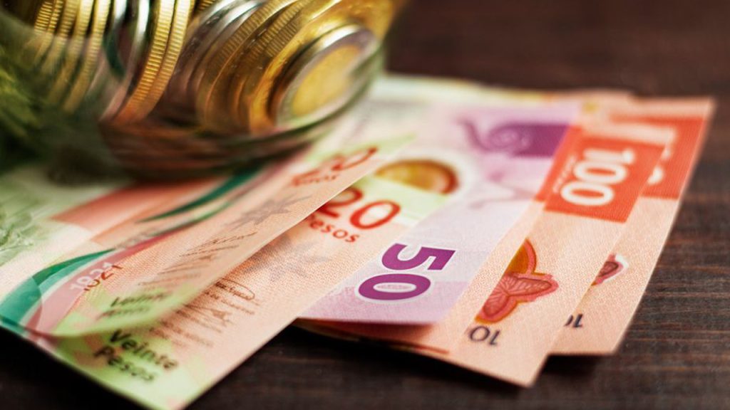 El peso mexicano se aprecia tras presiones de EE. UU. sobre la Fed y aranceles a la India