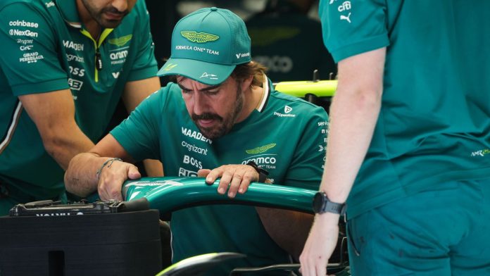 Fernando Alonso supera contratiempo y acelera con Aston Martin en GP de Hungría Fernando Alonso supera contratiempo y acelera con Aston Martin en GP de Hungría