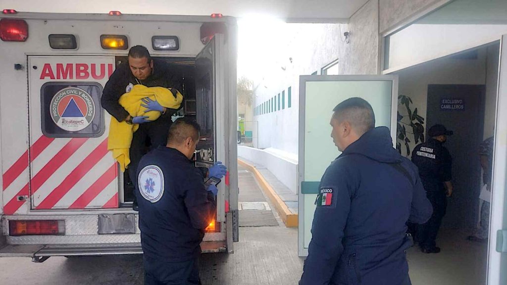 Hallan a bebé de 3 meses abandonado en Ecatepec con signos de hipotermia