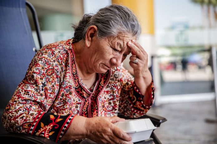 Indignación en Atlixco- Nieta agrede y abandona a su abuelita de 86 años Indignación en Atlixco: Nieta agrede y abandona a su abuelita de 86 años