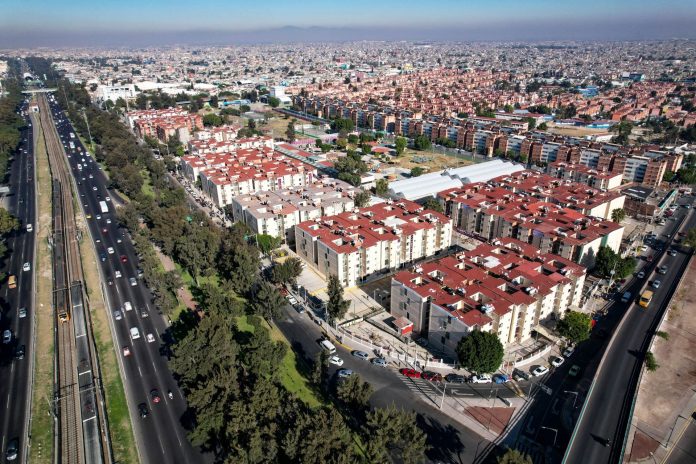 México reduce el rezago habitacional; 5.8 millones de personas beneficiadas México reduce el rezago habitacional; 5.8 millones de personas beneficiadas