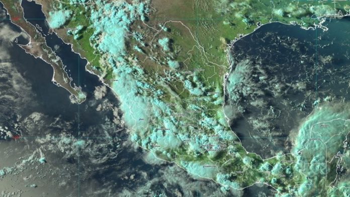 Monzón mexicano y onda tropical 24- Lluvias intensas y calor extremo este 20 de agosto Monzón mexicano y onda tropical 24: Lluvias intensas y calor extremo este 20 de agosto