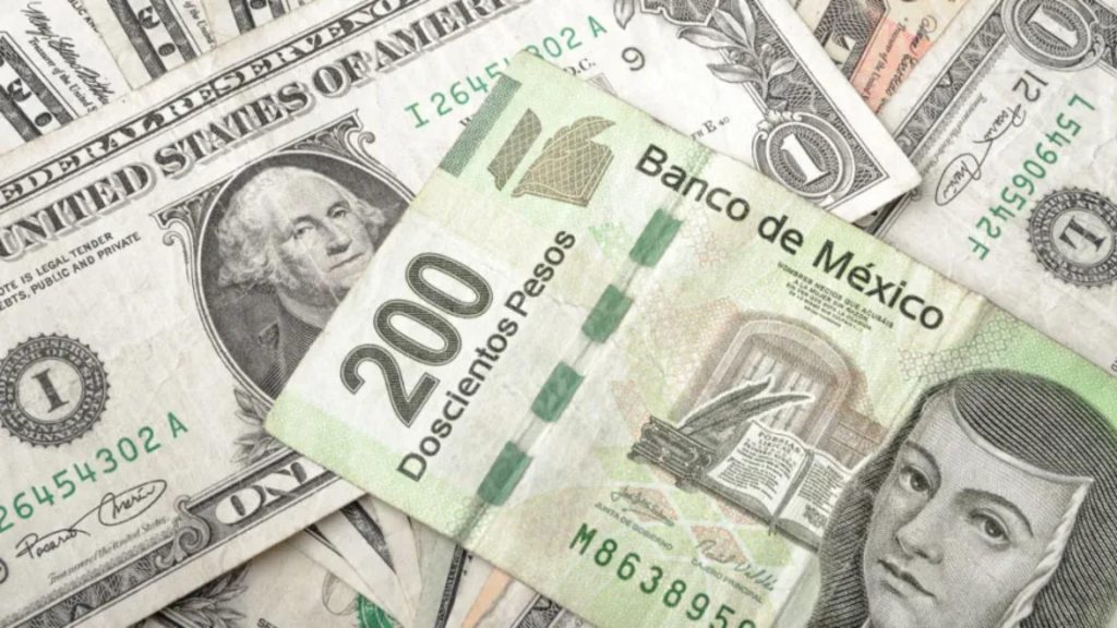 Peso mexicano continúa su depreciación: tipo de cambio hoy 5 de agosto de 2025
