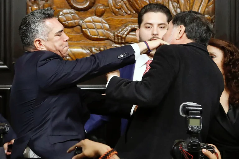 Senadores Moreno y Fernández Noroña: Escalada de agresiones y denuncias tras enfrentamiento