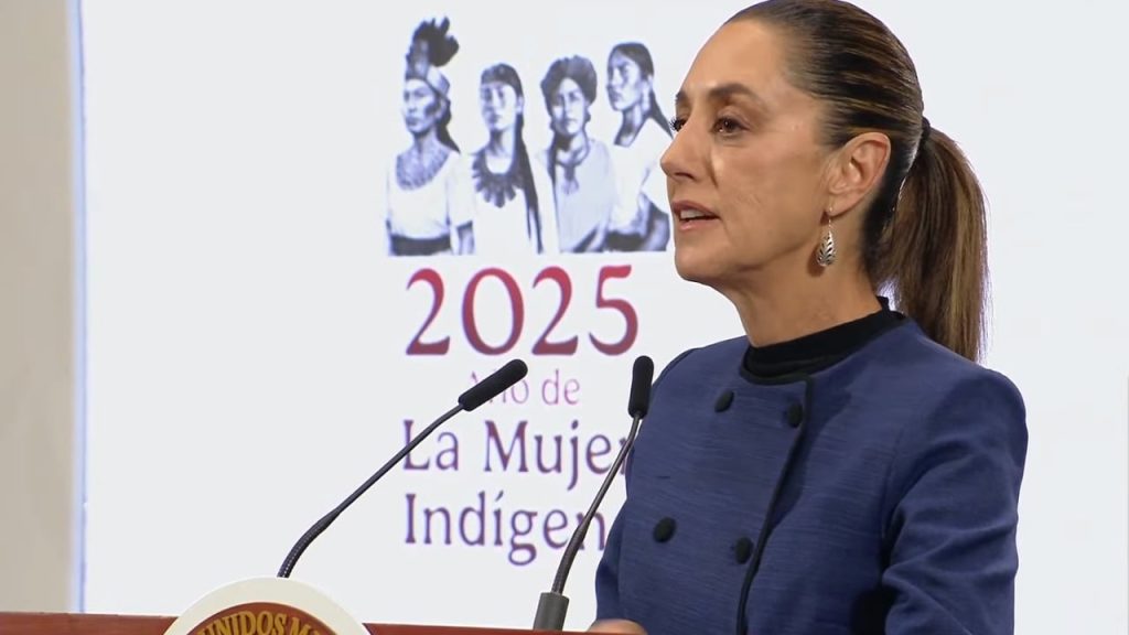 Sheinbaum celebra reducción de la pobreza y recaudación histórica del SAT