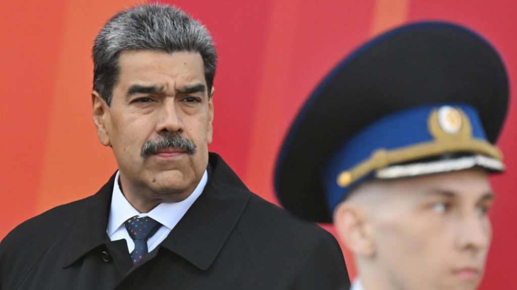 Sheinbaum descarta investigación en México contra Nicolás Maduro