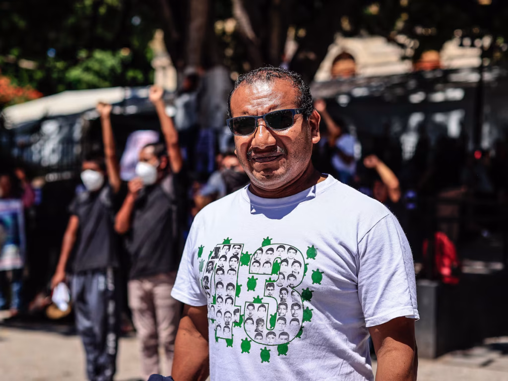 Vidulfo Rosales: De la lucha por Ayotzinapa al equipo legal de la Suprema Corte