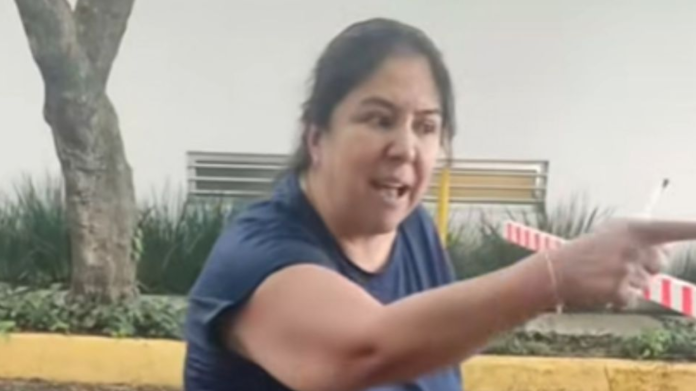 "Lady Satánica" Aterroriza en CDMX: Pulsera del diablo desata agresión