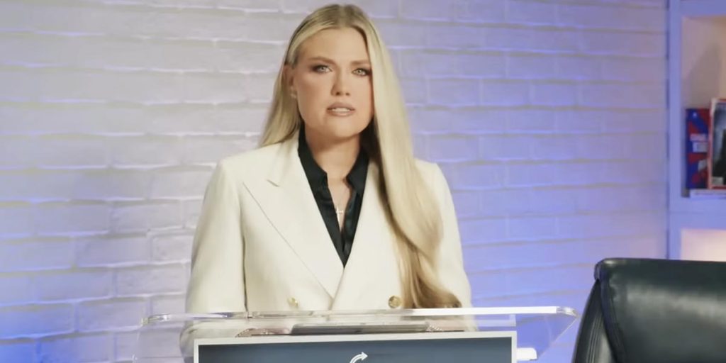 Erika Kirk jura continuar el legado conservador de su esposo Charlie