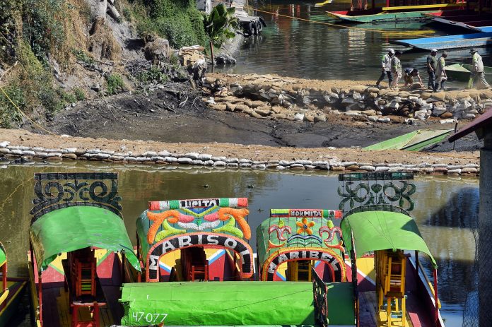 Alarma en Arcos del Sur: Grieta de 30 metros pone en vilo a familias de Xochimilco