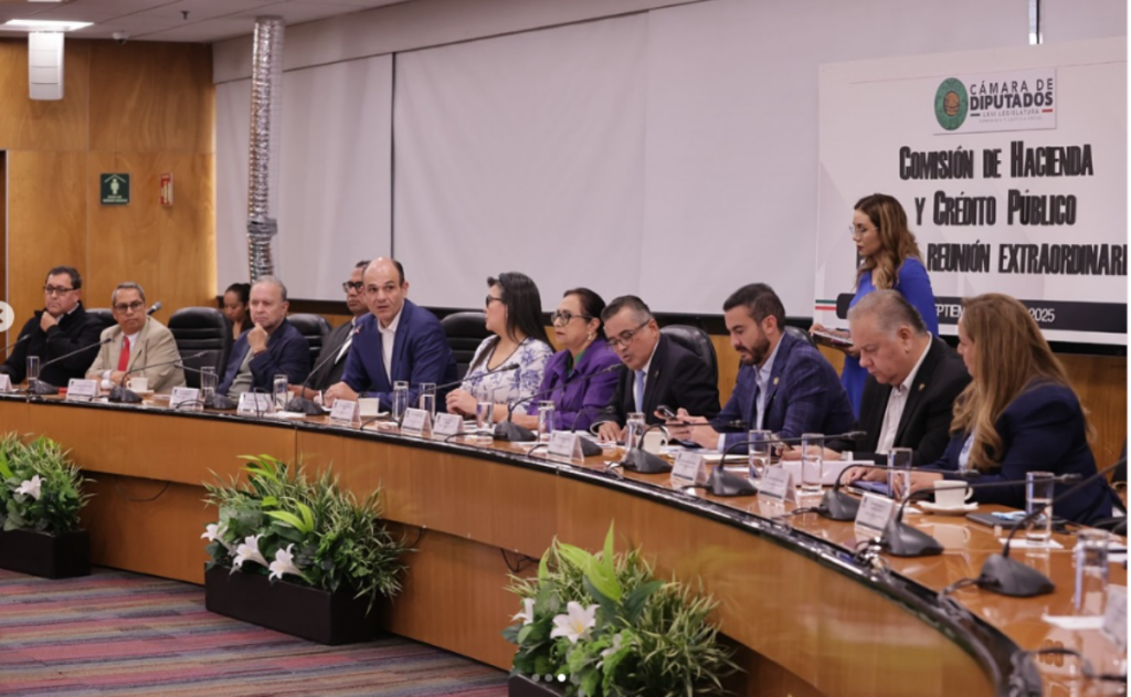 Comisión de Hacienda analiza Ley de Ingresos y Ley Aduanera