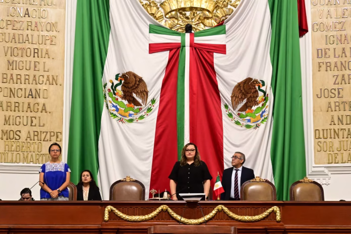 Congreso de la Cdmx rinde homenaje a víctimas de explosión en Iztapalapa