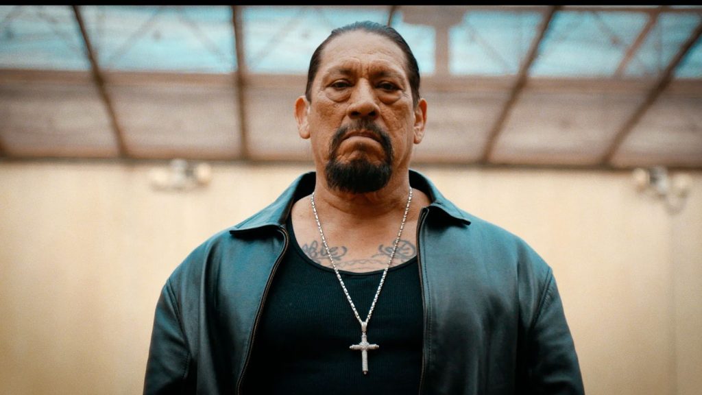 Danny trejo, "machete", desmiente contundente noticia falsa sobre su fallecimiento