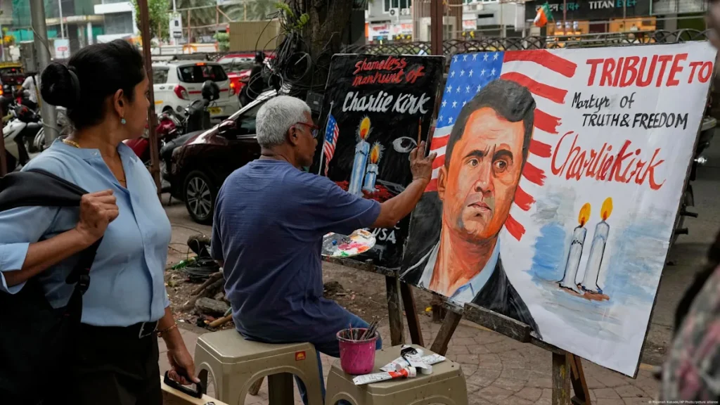 Donald Trump Declara a Charlie Kirk "Mártir Americano" en Funeral Masivo