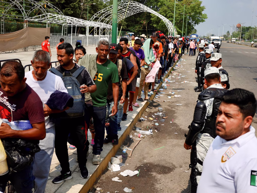 EE.UU. alerta a México sobre desinformación y migración