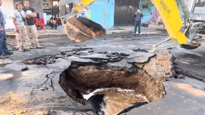 Iztapalapa: Segiagua avanza 70% en estabilización crucial de socavón