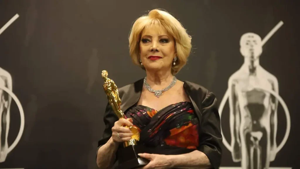Jacqueline Andere recibe Ariel de Oro por 60 años de trayectoria