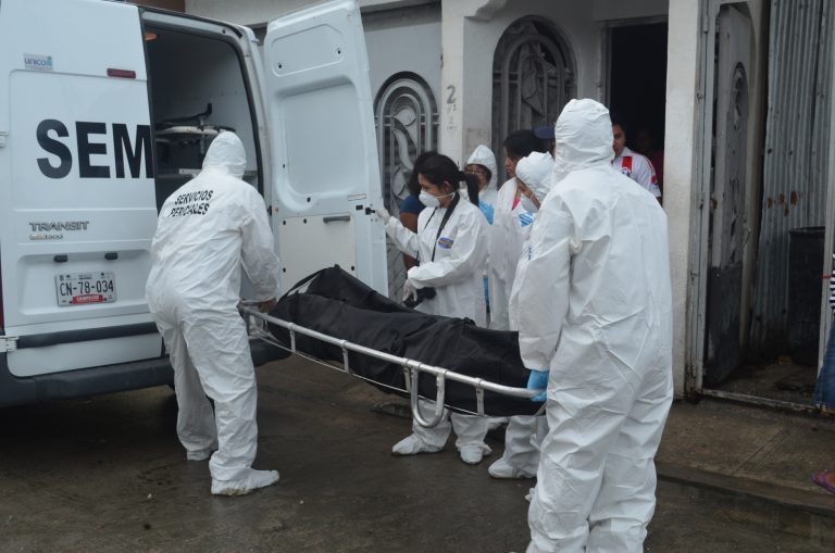 Macabro hallazgo de cuerpos encobijados en San Lucas El Grande