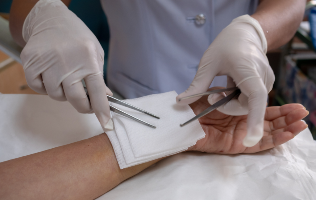 Niño de 7 años salva a su padre de violento asalto en Argentina