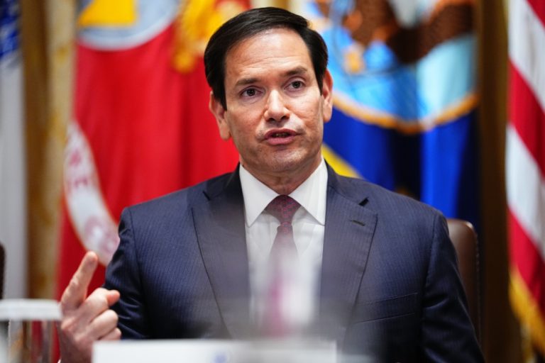 Rubio justifica ataque naval: México y Estados Unidos pactan alianza antidrogas