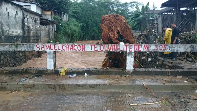 Tapachula bajo el agua: Decenas de familias evacuadas por desborde de río