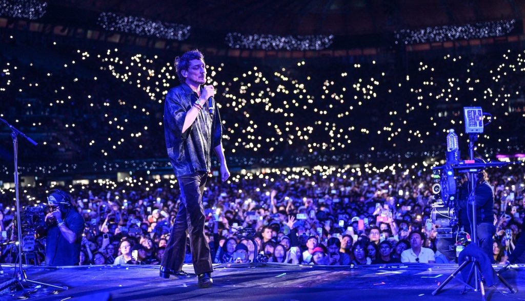 Zoé conquista el Estadio GNP con su música atemporal