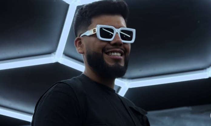 `J LU Barber`, el influencer barbero, reaparece tras explosión en Iztapalapa