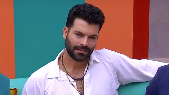 Adrián Di Monte- “Yo violento nunca he sido”, la defensa tras las acusaciones Adrián Di Monte: “Yo violento nunca he sido”, la defensa tras las acusaciones