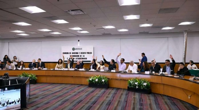Aprueban en comisiones la nueva Ley Aduanera en México Aprueban en comisiones la nueva Ley Aduanera en México