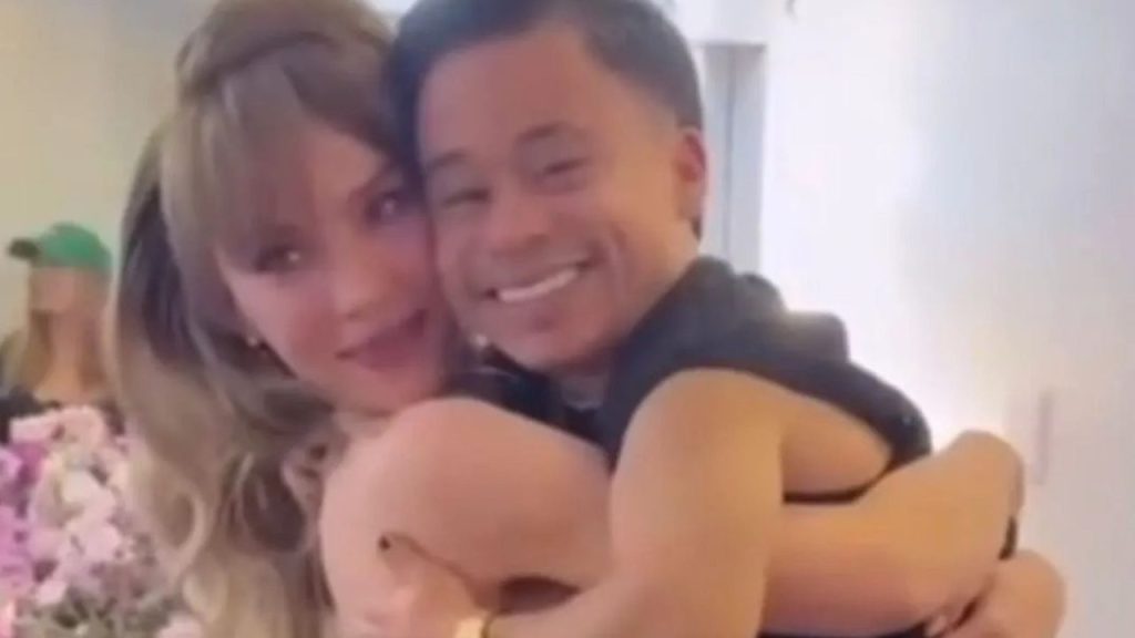 Belinda y Abelito: Emotivo encuentro viral tras regalo sorpresa