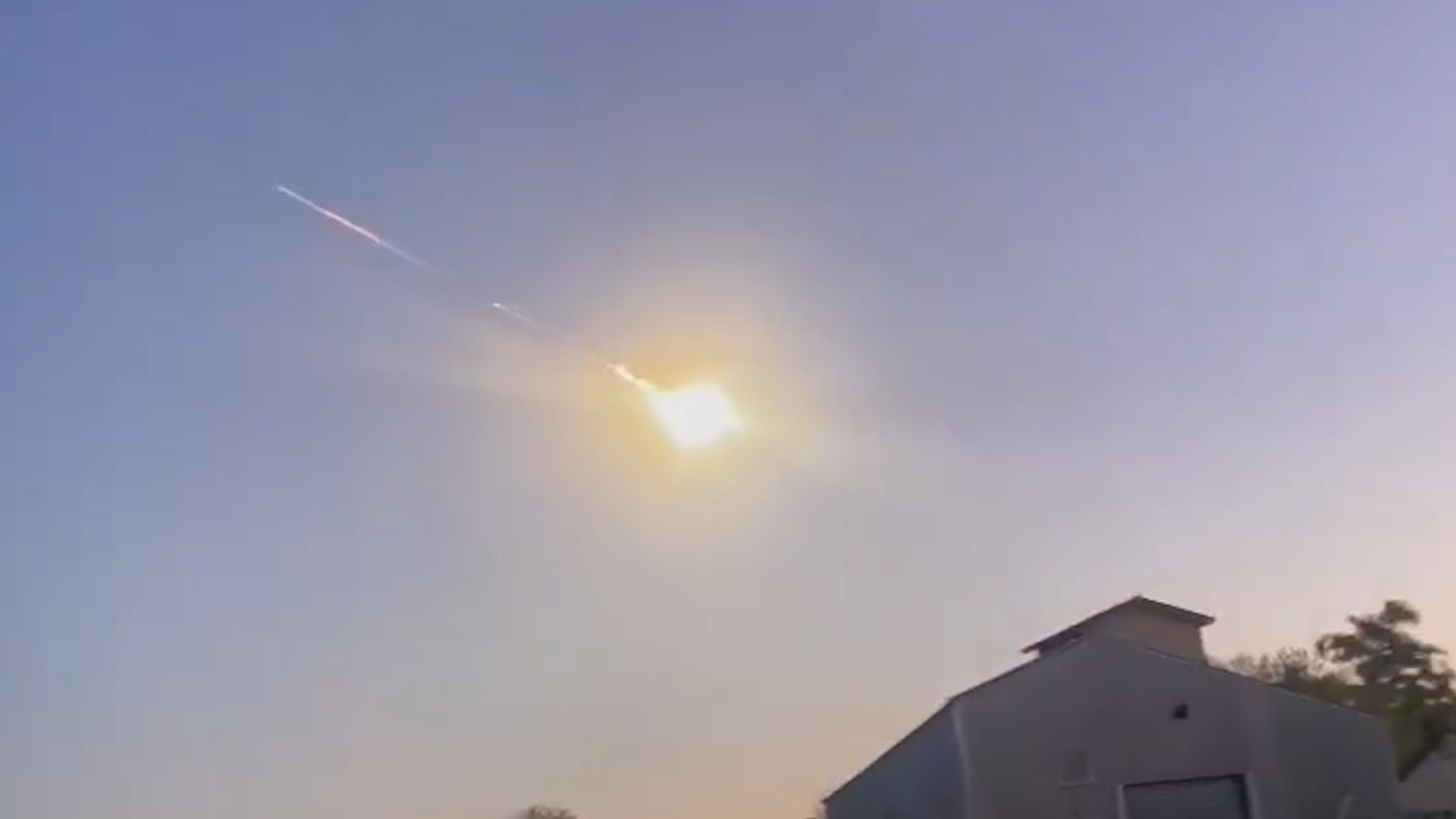 Bola de fuego ilumina Moscú: ¿Meteorito o desecho espacial?