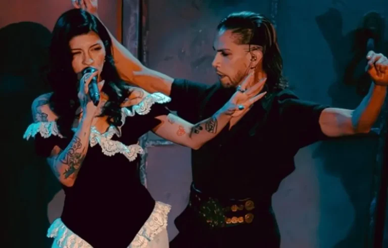 Cazzu enloquece Mérida: Homenaje a Luis Miguel y Manzanero