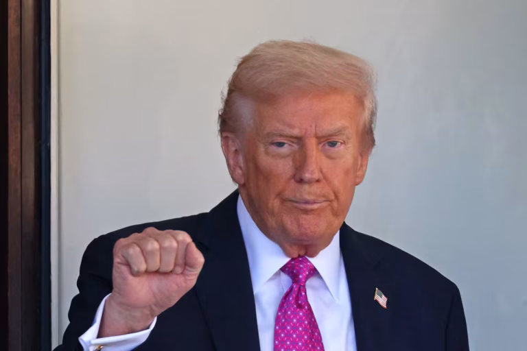 EU ataca narco-submarino en el Caribe, afirma Donald Trump