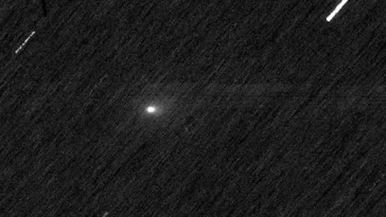 El cometa 3I/Atlas y la escalofriante advertencia de Stephen Hawking