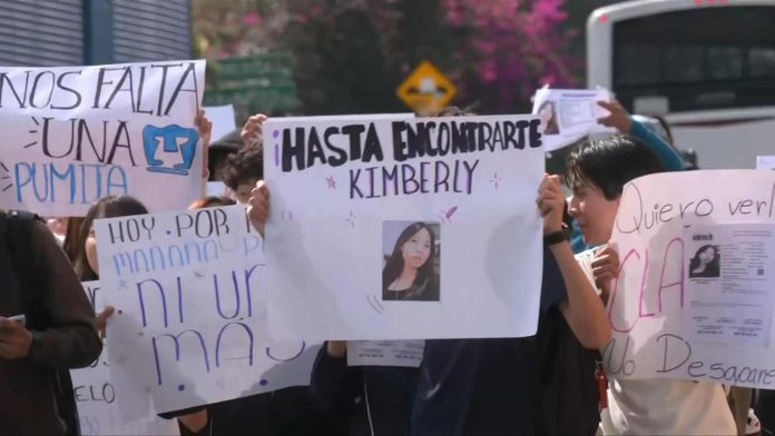 Kimberly Hilary- Amigos revelan detalles de joven desaparecida en Naucalpan Kimberly Hilary: Amigos revelan detalles de joven desaparecida en Naucalpan