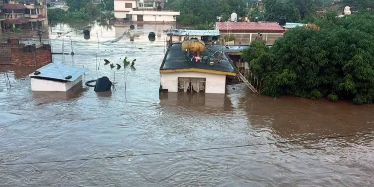 Lluvias en México: Aumentan a 64 los Fallecidos y 74 Desaparecidos