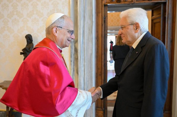 Papa León XIV se reúne con Sergio Mattarella en visita oficial