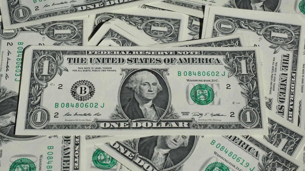 Precio del dólar hoy 3 de octubre de 2025: ¿Cómo cotiza frente al peso?